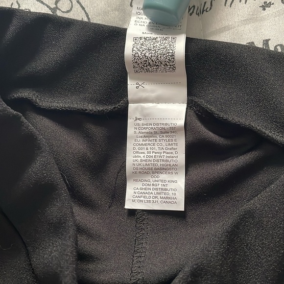 Clearing drawers out - Picture 4 of 4